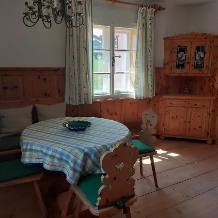 Haus Erni בית נופש באד אאוסי