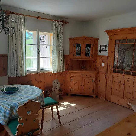 Haus Erni Casa vacanze *