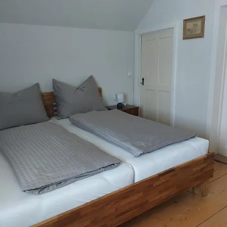 בית נופש Haus Erni *