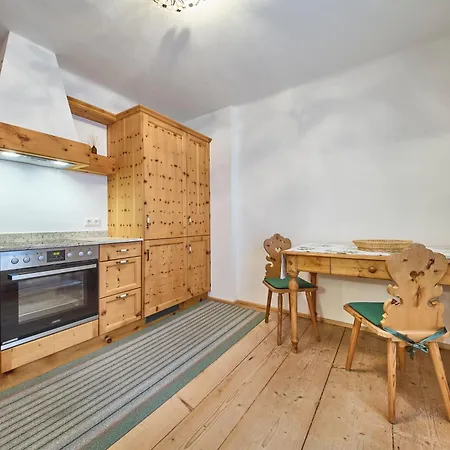 Haus Erni Feriehus *