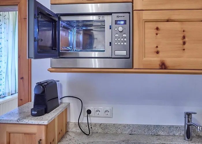 Haus Erni 度假居 *